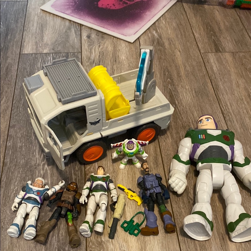 Buzz Lightyear Action Figures and Truck Set